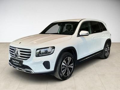 Mercedes GLB220