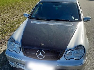 Mercedes 220