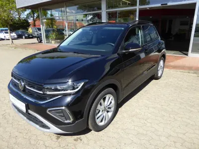 Neu VW T-Cross Life 116 PS (85 kW) 2026 Schwarz SUV