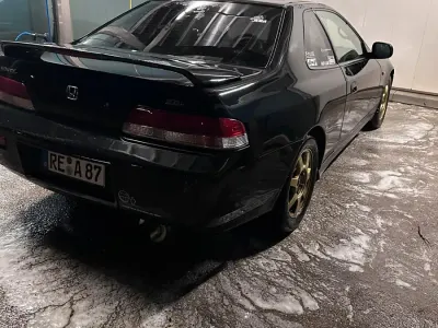 Käytetty Honda Prelude 133 HP (97 kW) 1998 Musta Coupe - kaksiovinen