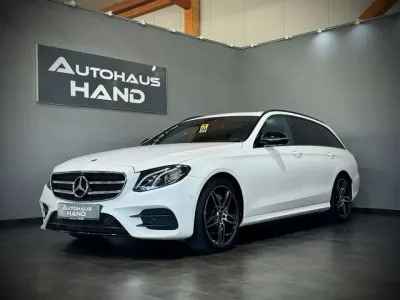 Gebraucht Mercedes E220 AMG line 194 PS (142 kW) 2017 Polarweiss Kombi