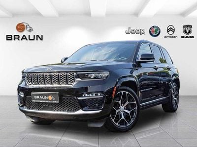 Gebraucht Jeep Grand Cherokee Summit 381 PS (280 kW) 2023 Diamond black SUV