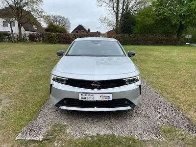 Usata Opel Astra Elegance 131 CV (96 kW) 2023 Argento Utilitaria