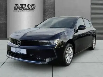 Gebraucht Opel Astra Enjoy 110 PS (80 kW) 2023 Diamant schwarz/karbon schwarz Limousine