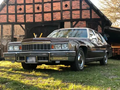 Gebraucht Cadillac Fleetwood Brougham 1977 Braun Limousine