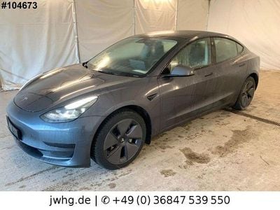 Grau Gebraucht 2022 Tesla Model 3 Limousine | 27.450 € (Guter Preis)