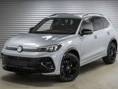 Neu VW Tiguan R-line 193 PS (141 kW) 2025 Oyster silver metallic (f0) SUV