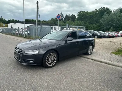 Gebraucht Audi A4 Ambition 150 PS (110 kW) 2013 Grau Kombi