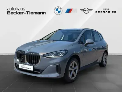 Gebraucht BMW 220 Active Tourer Efficient Dynamics 170 PS (125 kW) 2025 Sparkling kupfergrau Van / Kleinbus