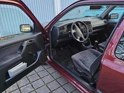 Usata VW Golf 65 CV (47 kW) 1993 Rosso Coupé
