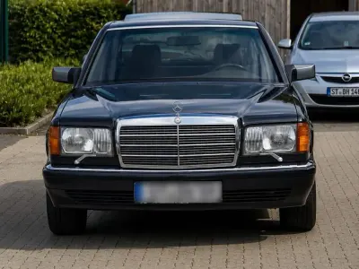 Gebraucht Mercedes 300 180 PS (132 kW) 1990 Blau Limousine