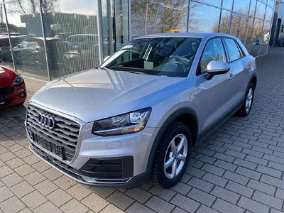 Gebraucht Audi Q2 Basis 116 PS (85 kW) 2019 Grau SUV
