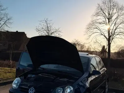 Gebraucht VW Golf V Comfortline 102 PS (75 kW) 2005 Blau Kleinwagen