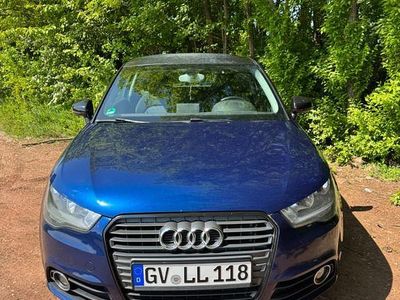 Second-hand Audi A1 Attraction 90 CP (66 kW) 2012 Albastru Hatchback