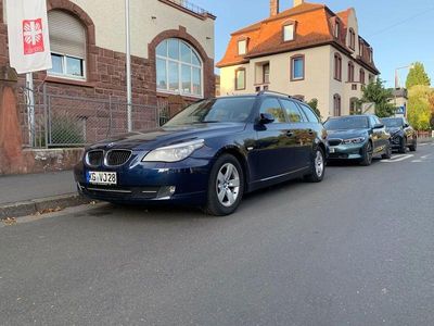 BMW 523