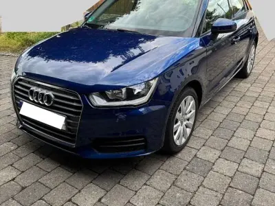 Gebraucht Audi A1 Sportback 95 PS (69 kW) 2018 Blau Kleinwagen
