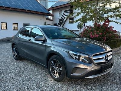 Mercedes GLA200