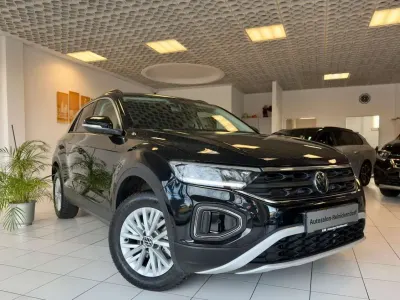 Gebraucht VW T-Roc Cabriolet Life 150 PS (110 kW) 2025 Schwarz SUV