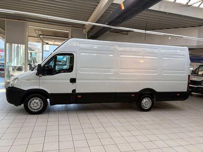 Gebraucht Iveco Daily 126 PS (92 kW) 2011 Weiß Van / Kleinbus