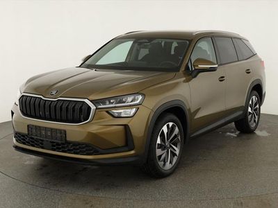 Neu Skoda Kodiaq Selection 193 PS (141 kW) 2026 Gold bronze metallic SUV