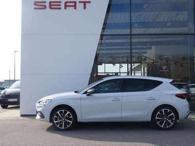 Gebraucht Seat Leon FR 150 PS (110 kW) 2024 Nevada weiß (metallic) Limousine