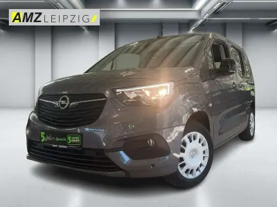 Używany Opel Combo-e Life Elegance 100 kW (136 KM) 2022 Szary Minivan