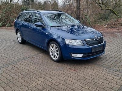 Usata Skoda Octavia 150 CV (110 kW) 2016 Blu Utilitaria