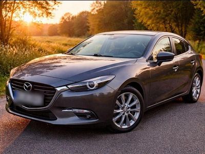 Gebraucht Mazda 3 Exclusive-Line 120 PS (88 kW) 2017 Grau Limousine