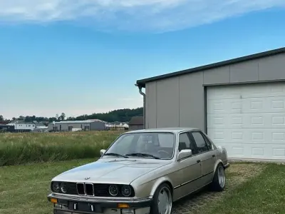 Gebraucht BMW 325 122 PS (89 kW) 1986 Beige Limousine