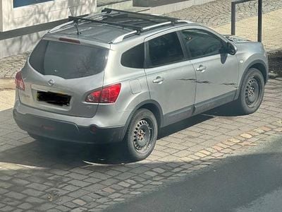 Gebraucht Nissan Qashqai +2 Tekna 150 PS (110 kW) 2010 Silber SUV