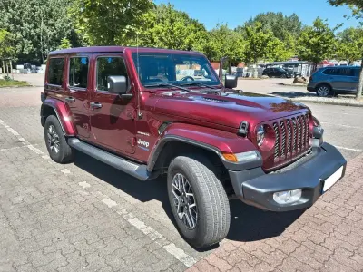 Gebraucht Jeep Wrangler Sahara 381 PS (280 kW) 2022 Rot SUV