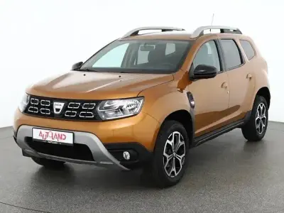 Gebraucht Dacia Duster Celebration 150 PS (110 kW) 2021 Orange SUV