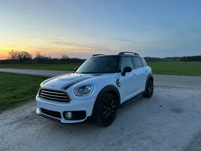 Używany Mini Cooper 136 KM (100 kW) 2018 Biały Hatchback