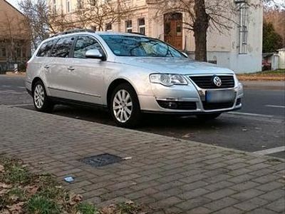 Gebraucht VW Passat 122 PS (89 kW) 2008 Silber Kombi