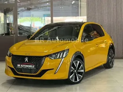 Gebraucht Peugeot 208 Allure GT-Line 131 PS (96 kW) 2020 Gelb Kleinwagen