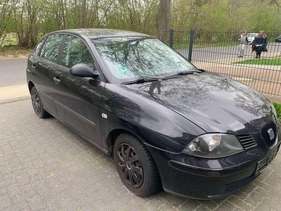 Usata Seat Ibiza Stella 64 CV (47 kW) 2004 Nero Utilitaria