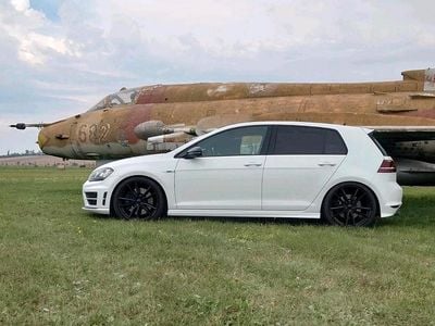 Gebraucht VW Golf VII R 300 PS (220 kW) 2016 Weiß Limousine
