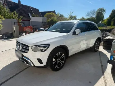 Gebraucht Mercedes GLC200 2021 Weiß SUV
