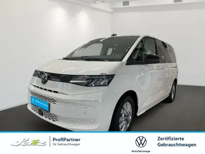 Gebraucht VW Multivan Basis 218 PS (160 kW) 2024 Weiß Van / Kleinbus