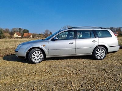 Gebraucht Ford Mondeo Futura 145 PS (106 kW) 2003 Silber Kombi
