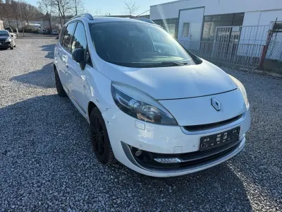 Gebraucht Renault Scénic III Bose Edition 160 PS (117 kW) 2012 Weiß Van / Kleinbus