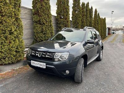 Schwarz Gebraucht 2015 Dacia Duster Lauréate SUV | 11.900 € (Teuer)