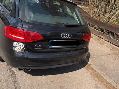 Gebraucht Audi A4 Ambiente 150 PS (110 kW) 2015 Schwarz Kombi