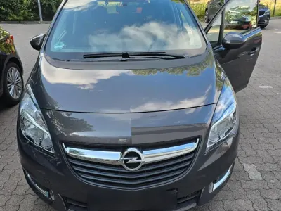 Gebraucht Opel Meriva 120 PS (88 kW) 2017 Silber Van / Kleinbus
