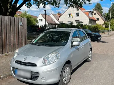 Gebraucht Nissan Micra 80 PS (58 kW) 2013 Silber Kleinwagen