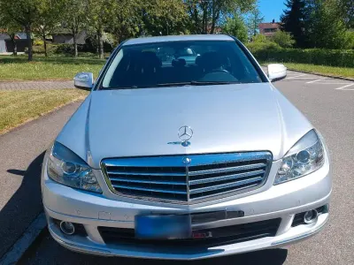 Gebraucht Mercedes C200 184 PS (135 kW) 2009 Silber Limousine