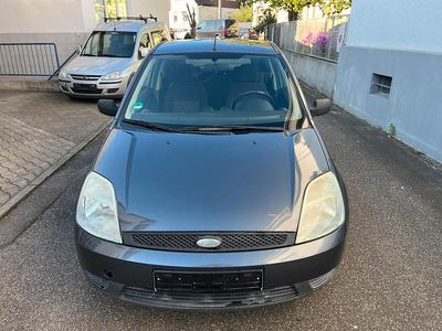 Second-hand Ford Fiesta 69 CP (50 kW) 2004 Hatchback