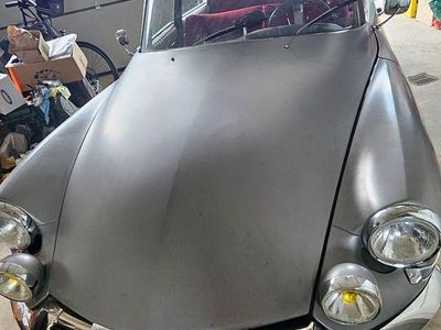 Grau Gebraucht 1966 Citroën DS Limousine | 36.900 €