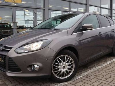 gebraucht Ford Focus 1.0 Champions Edition KLIMA-FSHZG-PDC