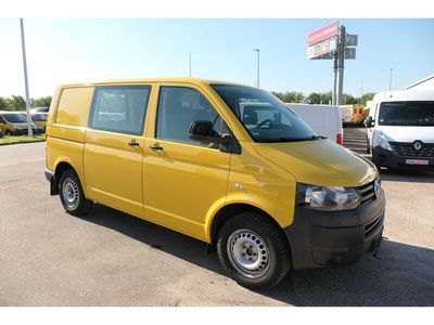 Gebraucht VW T5 84 PS (61 kW) 2013 Ginstergelb r1032 Van